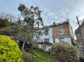 Demeter Cottage